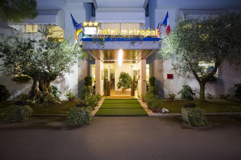 Hotel Metropol Caorle Zewnętrze zdjęcie