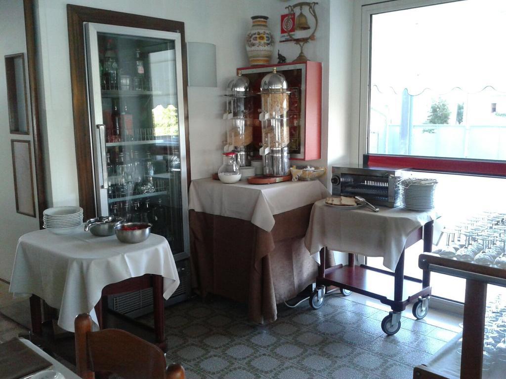 Hotel Metropol Caorle Zewnętrze zdjęcie